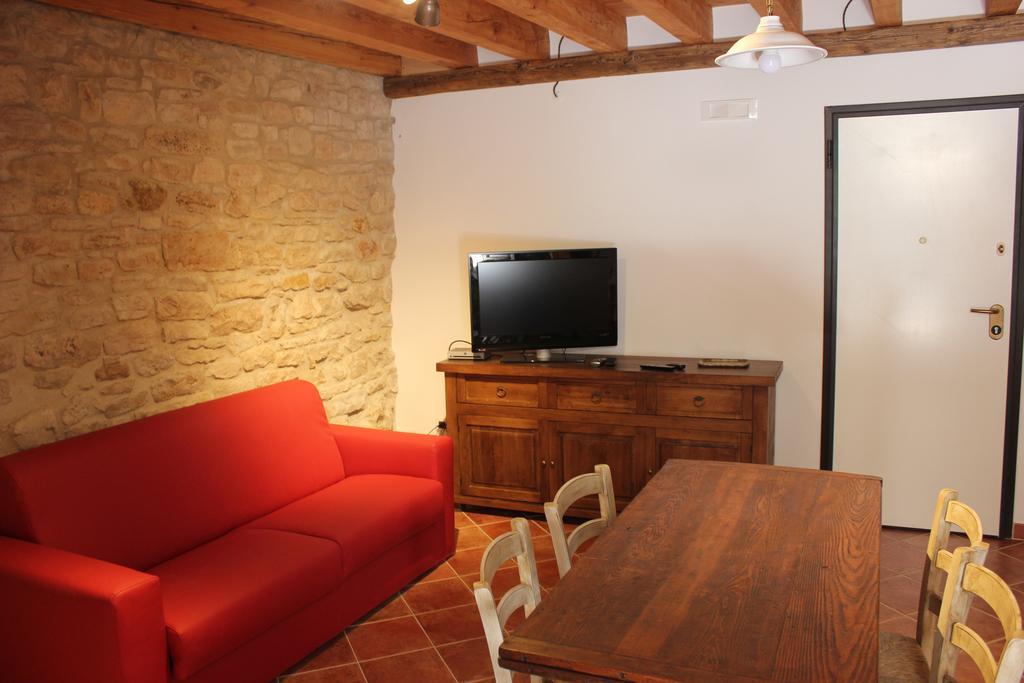 Case Vacanza Arco Sant'Antonio Бишелье Номер фото