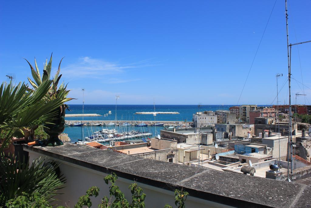Case Vacanza Arco Sant'Antonio Бишелье Номер фото