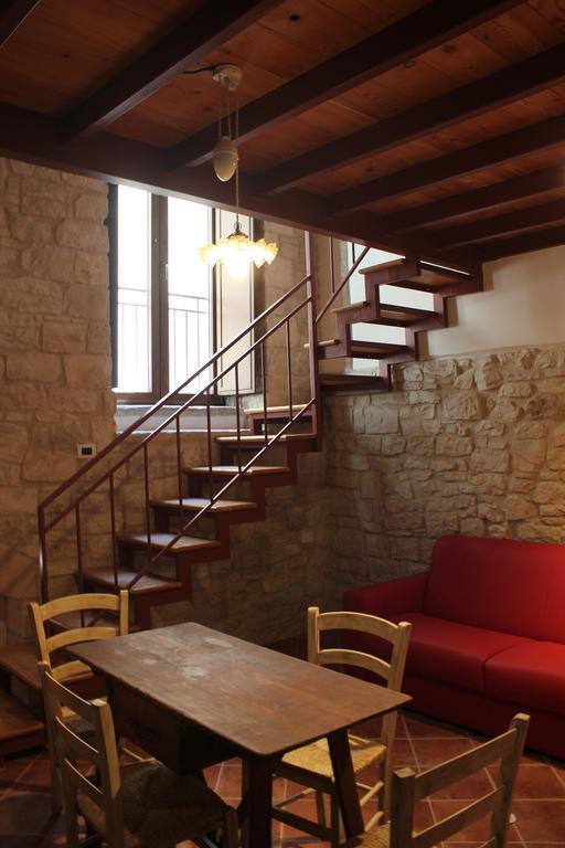 Case Vacanza Arco Sant'Antonio Бишелье Номер фото